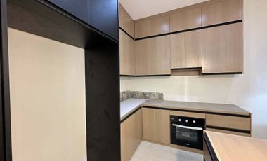 BUNGALOW FOR SALE W/ DIPPING POOL FOR SALE IN ANGELES CITY