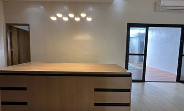 BUNGALOW FOR SALE W/ DIPPING POOL FOR SALE IN ANGELES CITY