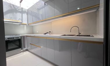 Four Floor Townhouse Makati
