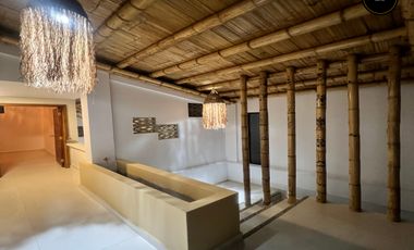 Casa de venta en Playas Villamil Vía a Data – código:21825