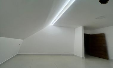 Casa de venta en Playas Villamil Vía a Data – código:21825