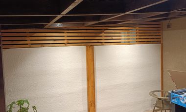 HERMOSA CASA DE DOS PISOS REMODELADA