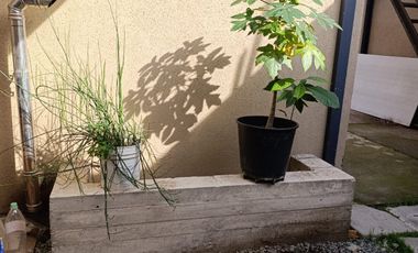 HERMOSA CASA DE DOS PISOS REMODELADA