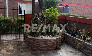CASA EN FRACCIONAMIENTO JARDIN DE LOS CLAUSTROS I - (3)