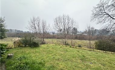 PRECIOSA CASA EN VALDIVIA EN COND. FUNDO LA ESPERANZA PAILLAO
