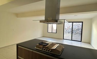 Hermosa Casa como nueva en Zibatá en Renta