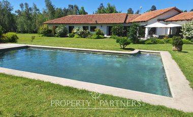 PRECIOSA Y ACOGEDORA CASA DE CAMPO