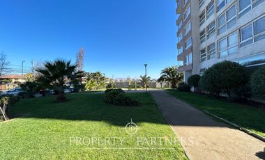 Espectacular departamento totalmente remodelado en exclusivo condominio