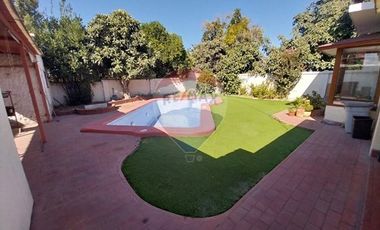 Casa Residencial o comercial renovada e eficiente.