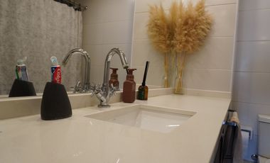 Venta Impecable 2 habitaciones 2 baños estacionamiento y bodega La Reina