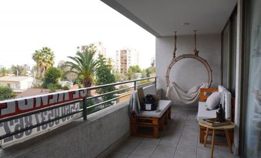 Venta Impecable 2 habitaciones 2 baños estacionamiento y bodega La Reina