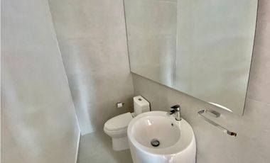 SE ARRIENDA OFICINA EN EL EDIFICIO DAVIVIENDA, CENTRO HISTÓRICO