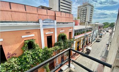 SE ARRIENDA OFICINA EN EL EDIFICIO DAVIVIENDA, CENTRO HISTÓRICO