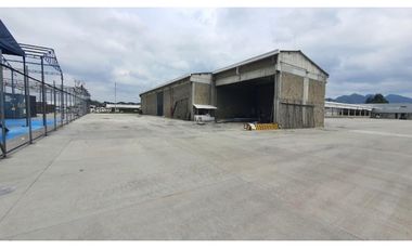 PLATAFORMA CROSS DOCKING + BODEGA EN ARRIENDO, SIBERIA