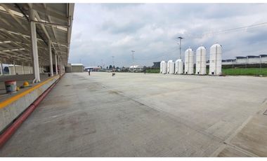 PLATAFORMA CROSS DOCKING + BODEGA EN ARRIENDO, SIBERIA