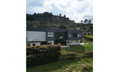 Casa en venta, en El Retiro Antioquia