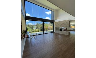 Casa en venta, en El Retiro Antioquia