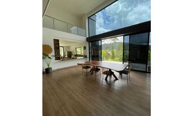 Casa en venta, en El Retiro Antioquia