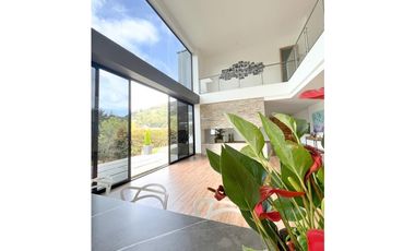 Casa en venta, en El Retiro Antioquia