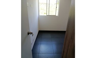 SE RENTA O VENDE APARTAMENTO EN SECTOR LA DALIA MARINILLA