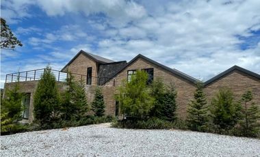 Espectacular casa para estrenar en El Retiro