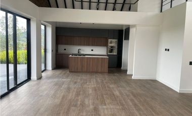 Espectacular casa para estrenar en El Retiro