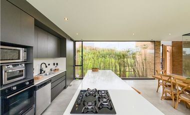 Venta de Casa Campestre en Parcelación Alto de Palmas