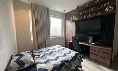 HERMOSA CASA MODERNA  DE DOS NIVELES CERCA DEL MAR. Pto Colombia