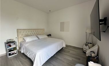 HERMOSA CASA MODERNA  DE DOS NIVELES CERCA DEL MAR. Pto Colombia