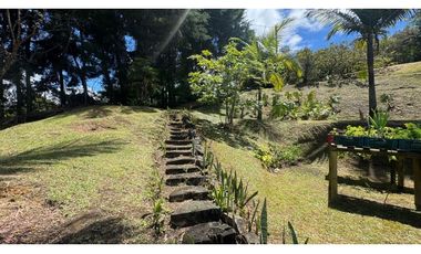 Casa finca en venta en unidad cerrada en guarne cuenta con 2 casas LDC