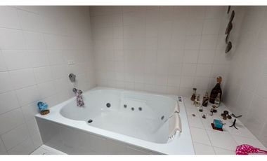 Casa finca en venta en unidad cerrada en guarne cuenta con 2 casas LDC