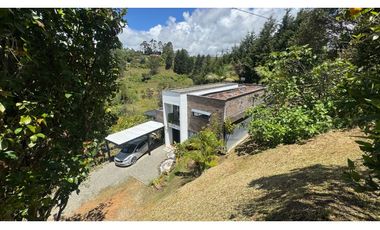 Casa finca en venta en unidad cerrada en guarne cuenta con 2 casas LDC