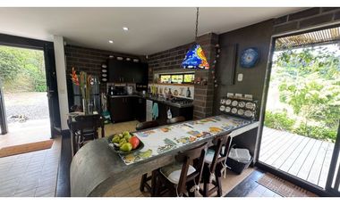 Casa finca en venta en unidad cerrada en guarne cuenta con 2 casas LDC