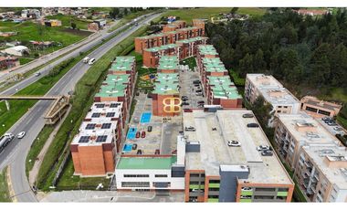SE VENDE APARTAMENTO EN TOCANCIP PARA ESTRENAR