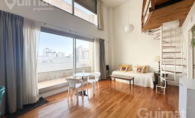 Villa Urquiza doble altura Balcòn Terraza Todo Luz