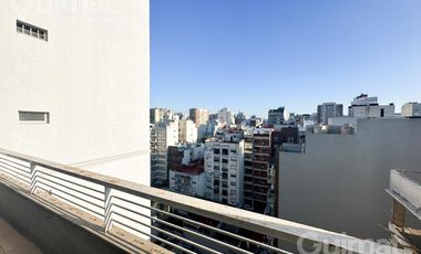 Villa Urquiza doble altura Balcòn Terraza Todo Luz