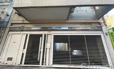 Villa Urquiza doble altura Balcòn Terraza Todo Luz
