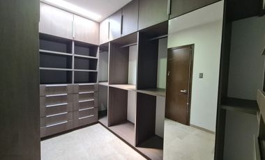 Casa en RENTA en PUNTA TIBURON, con alberca