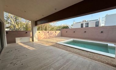Casa en privada equipada y de lujo .