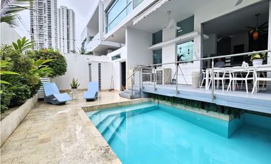 Casa en alquiler en Altos del Golf (LM)