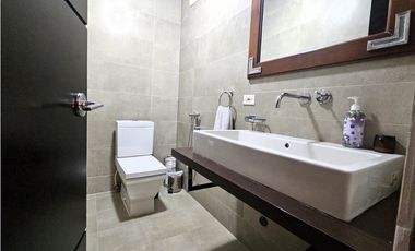 Casa en alquiler en Altos del Golf (LM)