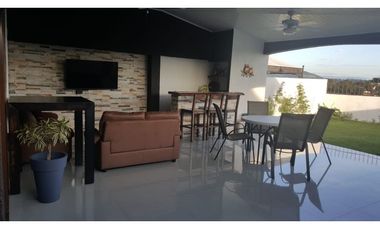 LAS CUMBRES / GREEN VILLAGE / 225m2 / 3 HABITACIONES / AMPLIA TERRAZA
