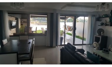 LAS CUMBRES / GREEN VILLAGE / 225m2 / 3 HABITACIONES / AMPLIA TERRAZA