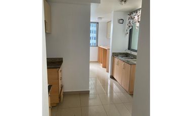 CONDADO DEL REY / ROKAS / 97M / 3 HABITACION / AMOBLADO