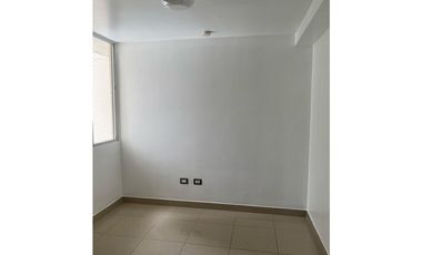 CONDADO DEL REY / ROKAS / 97M / 3 HABITACION / AMOBLADO