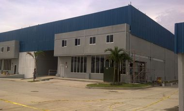 GALERA / PARQUE INDUSTRIAL / LAS AMERICAS / 1006m2 / CON ANDEN