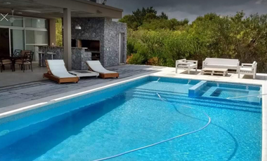 CASA EN VENTA COSTA ESMERALDA - RESIDENCIAL 545