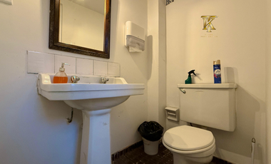 Casa Oficina, Excelentes Espacios, Estupenda Ubicación.