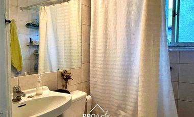 Casa en Venta en Casa con Gran Terreno en Barrio Seguro y Residencial, Metro San Joaquin, Macul