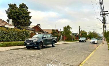 Casa en Venta en Casa con Gran Terreno en Barrio Seguro y Residencial, Metro San Joaquin, Macul